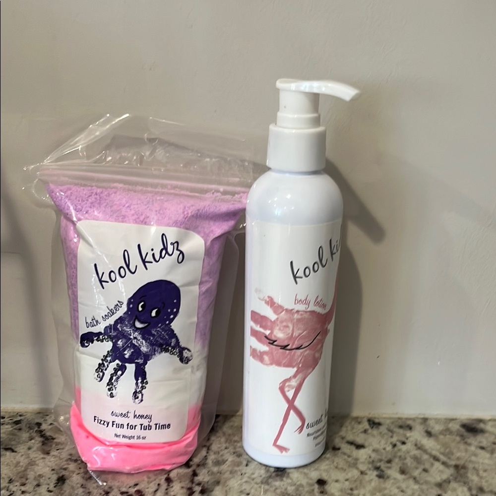 Bath Wash and Body Lotion Set - Pink